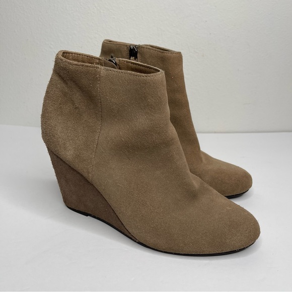 Dolce Vita Suede Leather Wedge Heel Ankle Boots Booties Size 8 - Picture 3 of 16